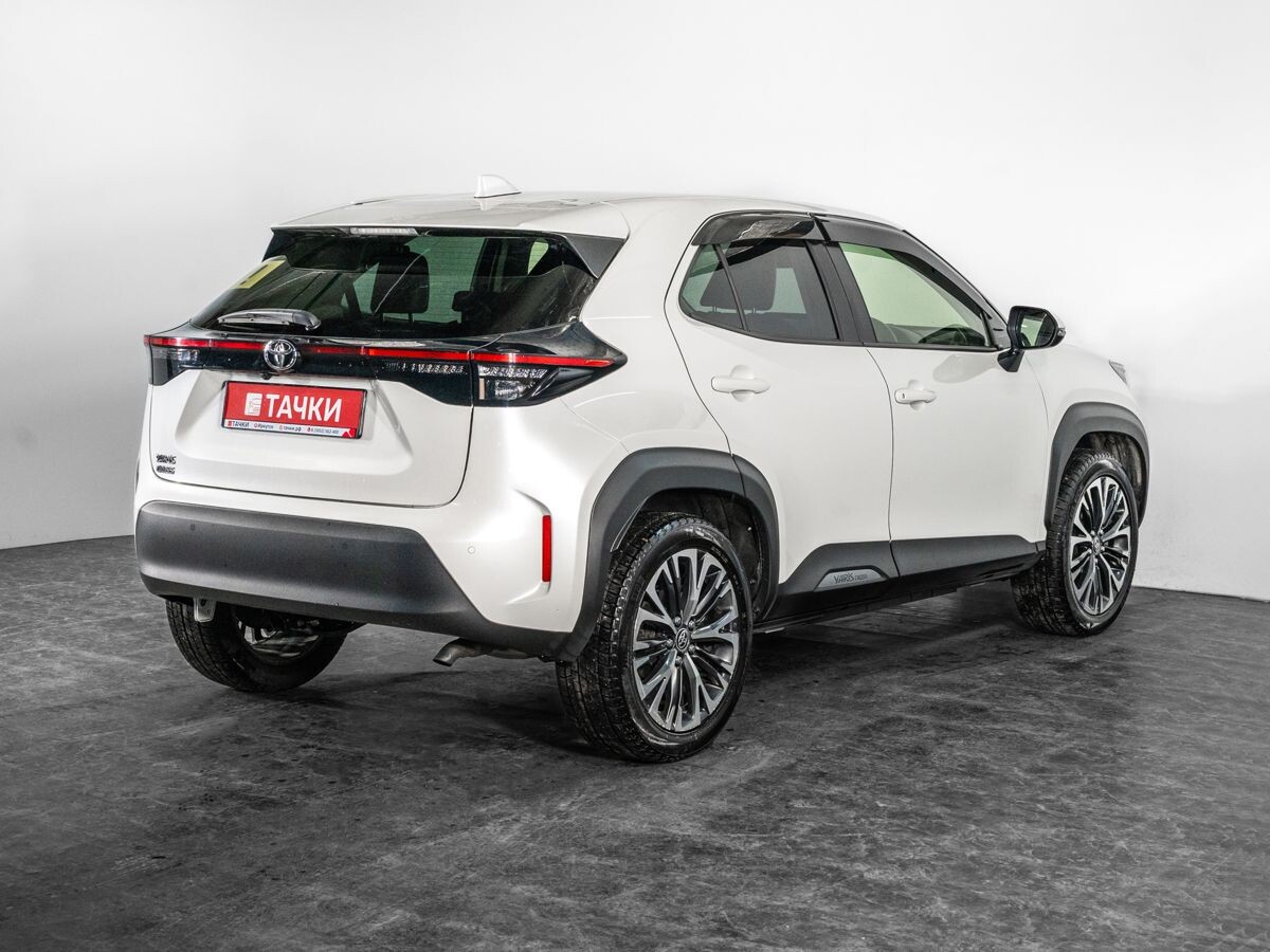 Toyota Yaris Cross 2022 - фото автомобиля