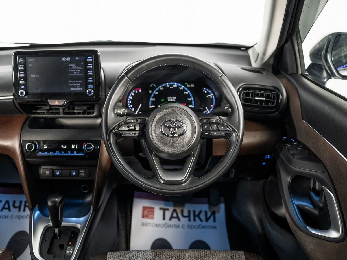 Toyota Yaris Cross 2022 - фото автомобиля