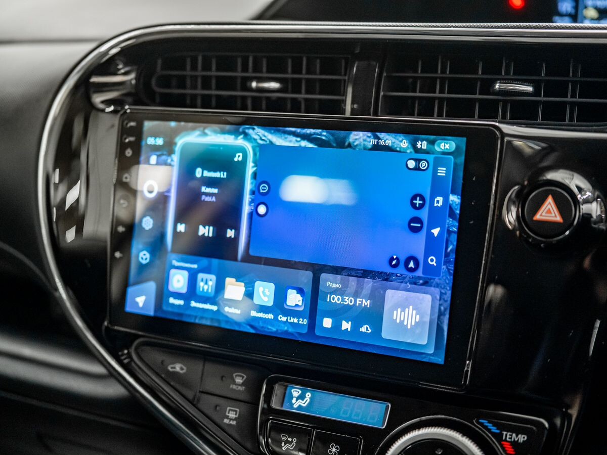 Toyota Aqua 2018 - фото автомобиля