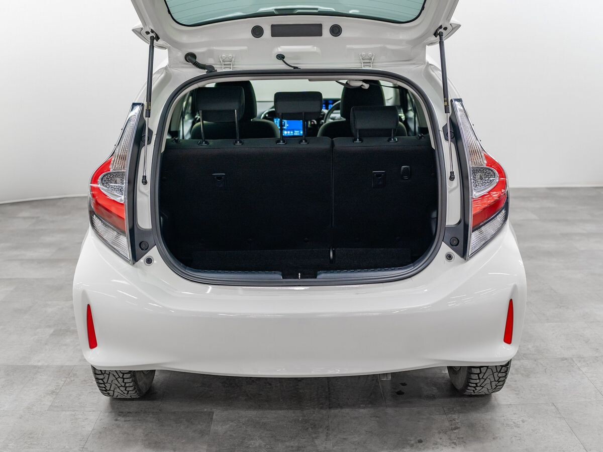 Toyota Aqua 2018 - фото автомобиля