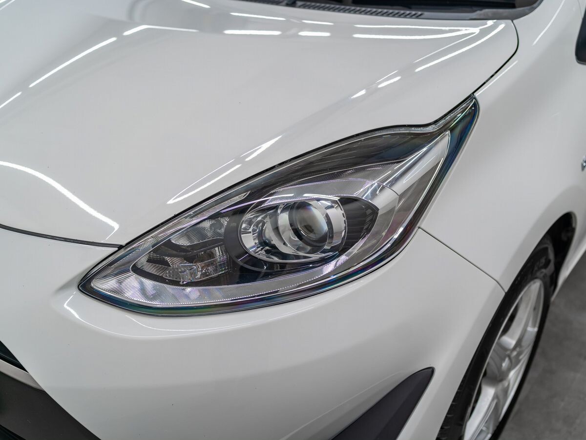 Toyota Aqua 2018 - фото автомобиля