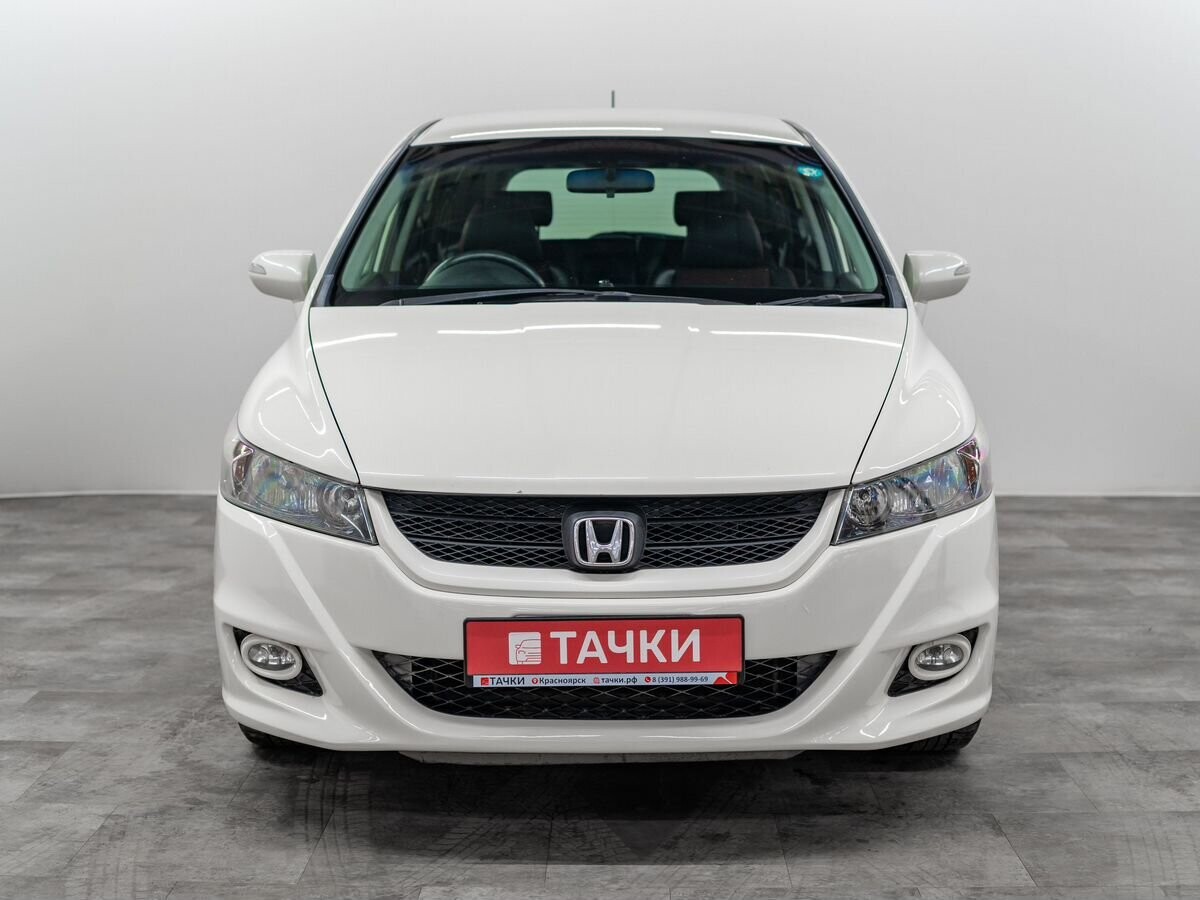 Honda Stream 2011 - фото автомобиля