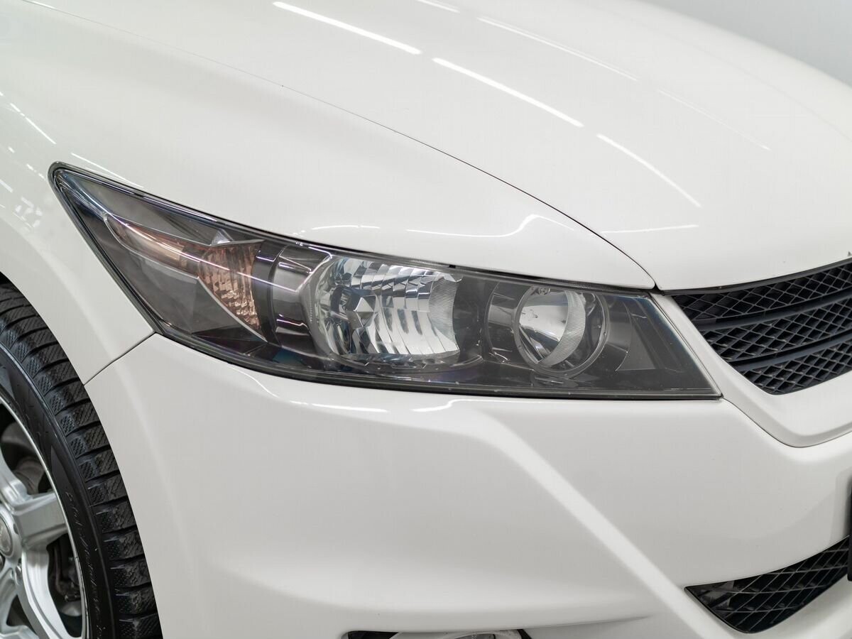 Honda Stream 2011 - фото автомобиля