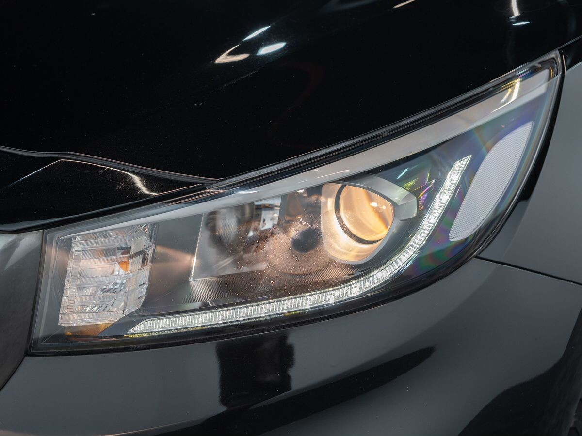 Kia Carnival 2020 - фото автомобиля