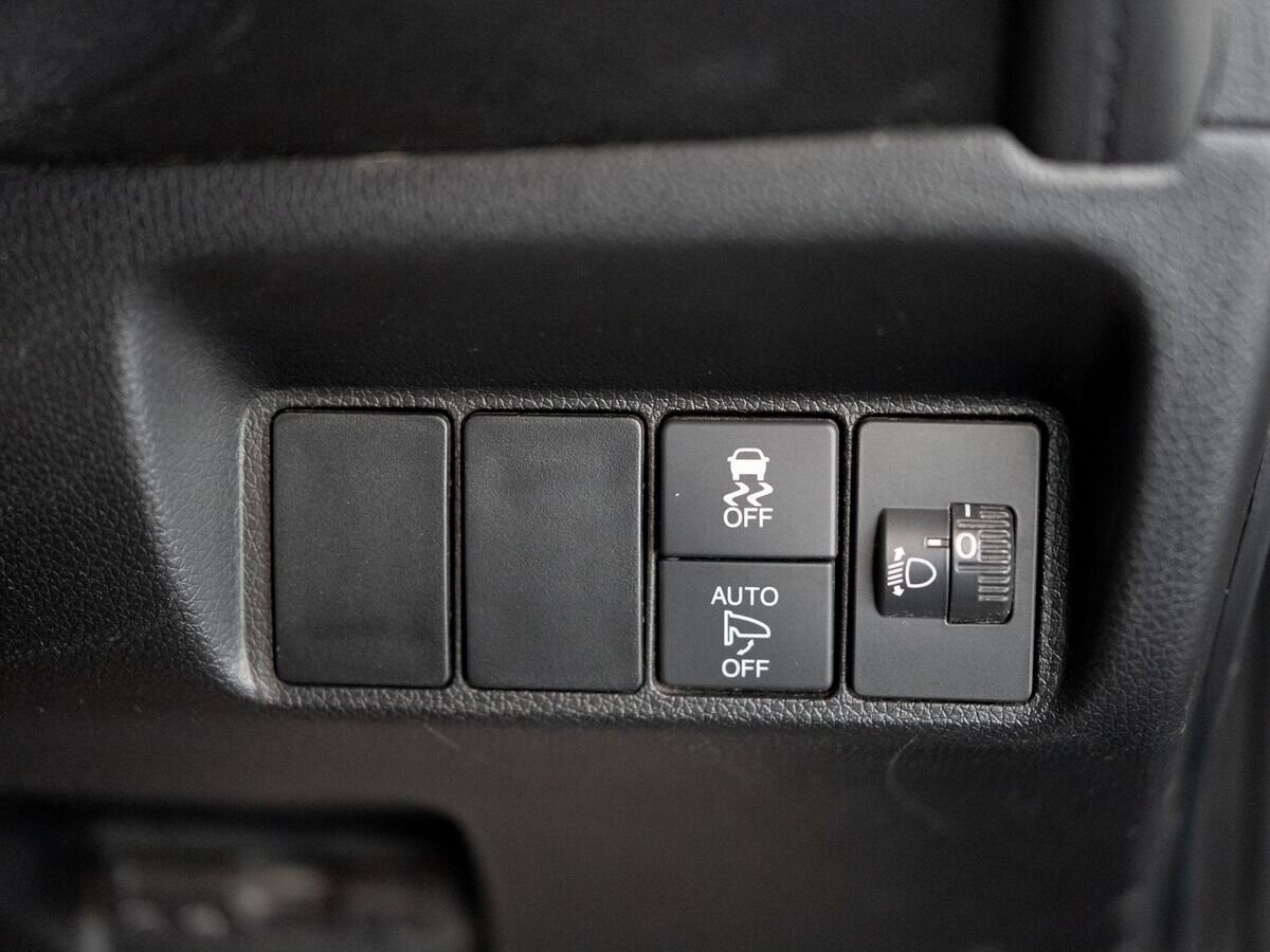 Honda Shuttle 2015 - фото автомобиля