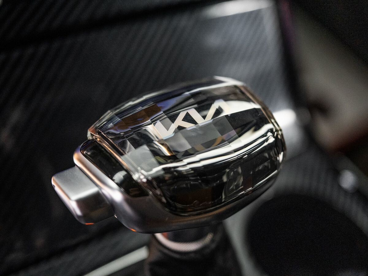 Kia Mohave 2021 - фото автомобиля