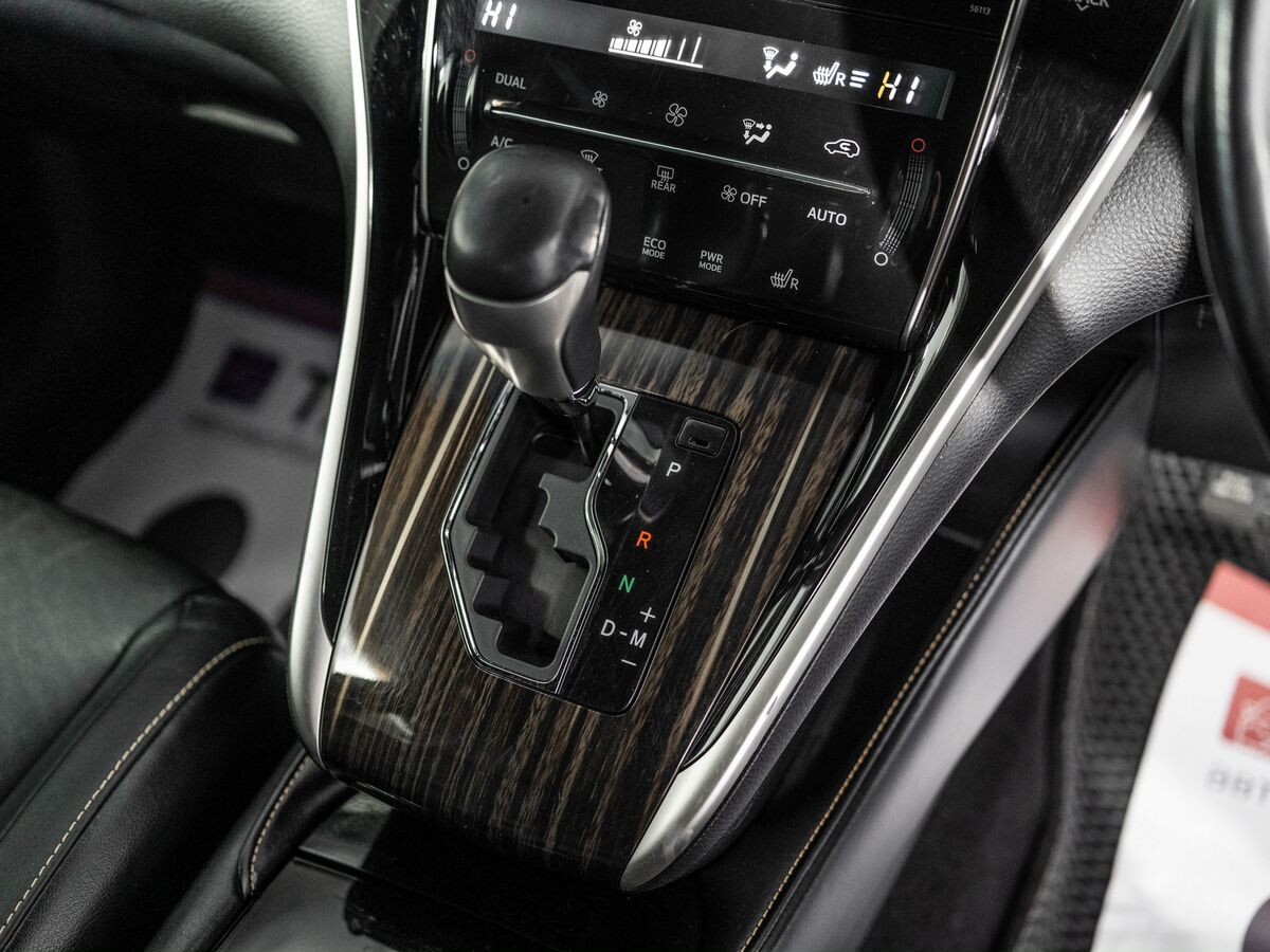 Toyota Harrier 2015 - фото автомобиля