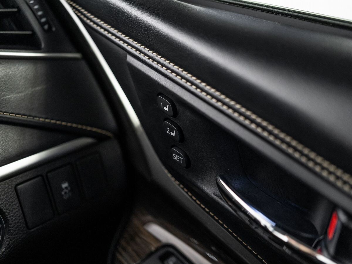 Toyota Harrier 2015 - фото автомобиля