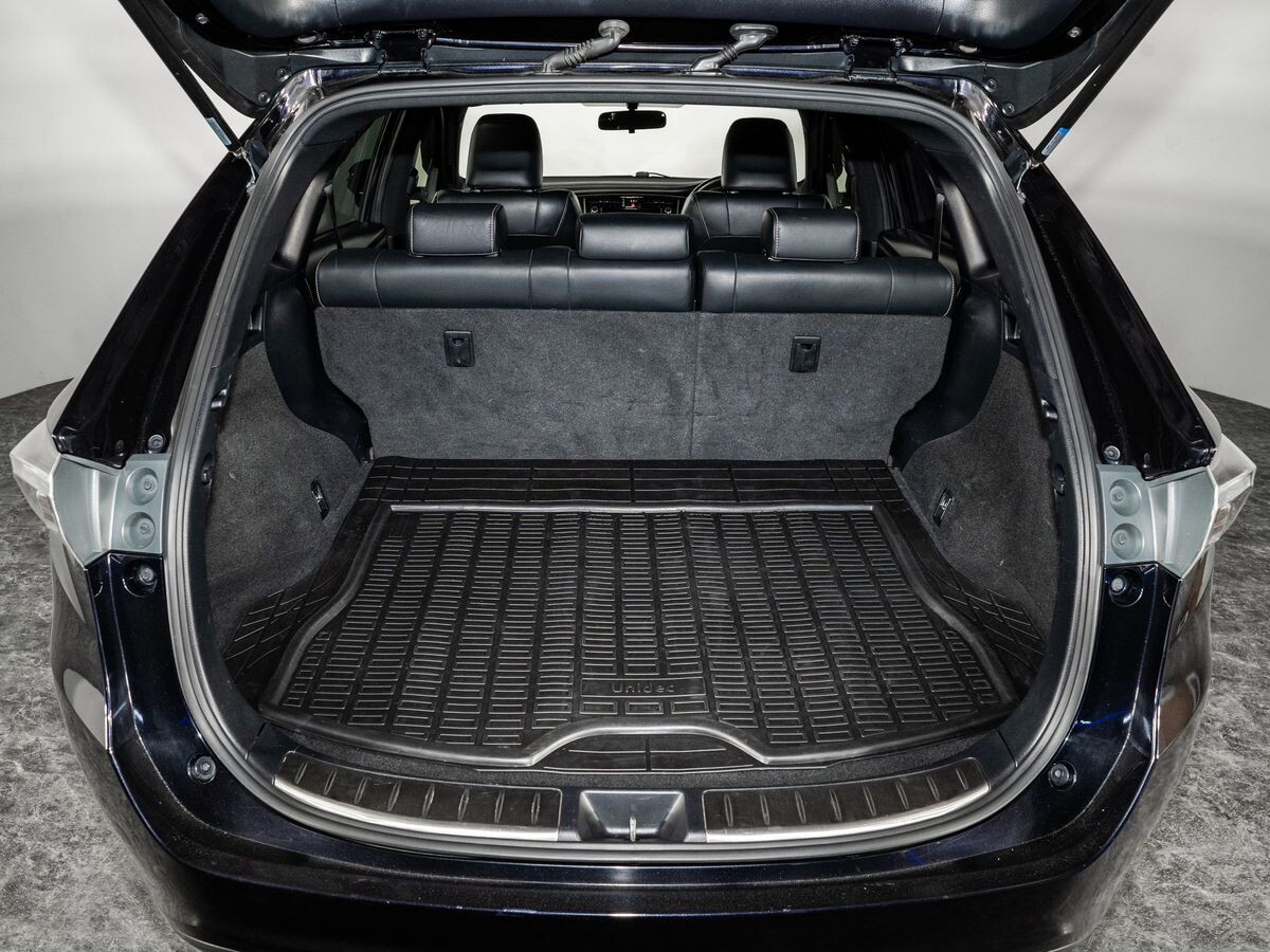 Toyota Harrier 2015 - фото автомобиля