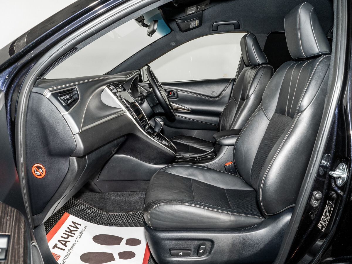 Toyota Harrier 2015 - фото автомобиля