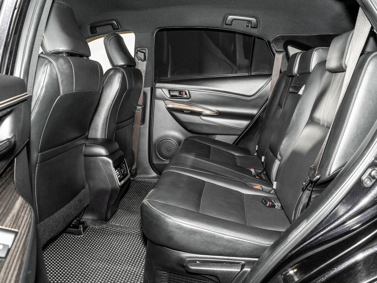 Toyota Harrier 2015 - фото автомобиля