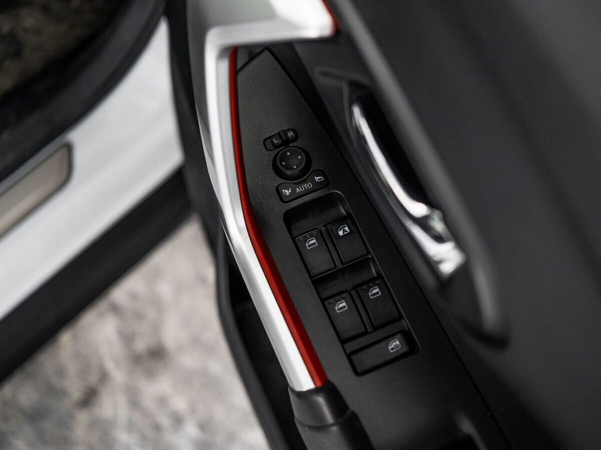 Toyota Raize 2020 - фото автомобиля