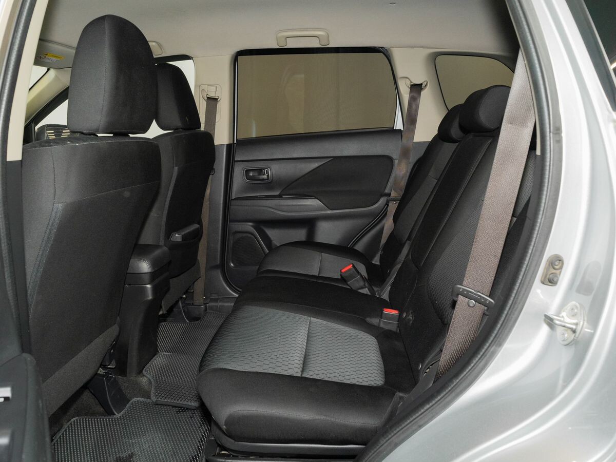 Mitsubishi Outlander 2015 - фото автомобиля