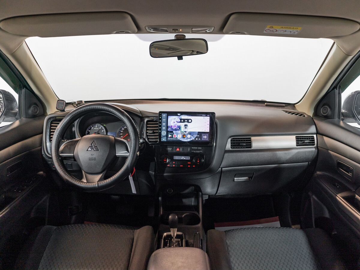 Mitsubishi Outlander 2015 - фото автомобиля