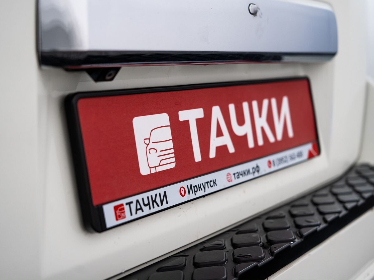 Nissan Pathfinder 2013 - фото автомобиля