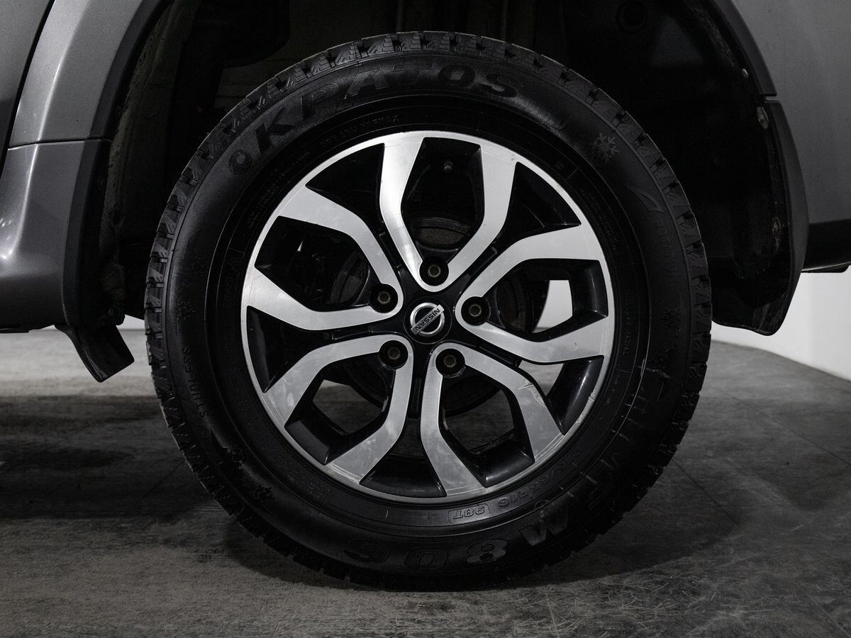 Nissan Terrano 2014 - фото автомобиля