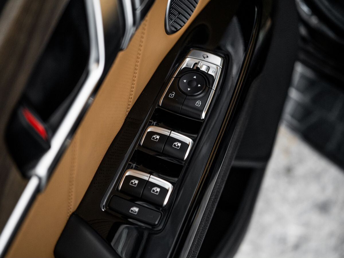 Kia Mohave 2020 - фото автомобиля