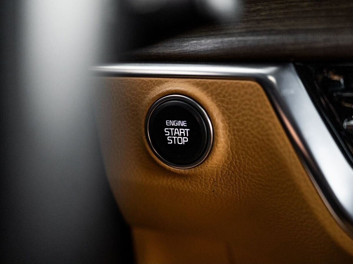 Kia Mohave 2020 - фото автомобиля