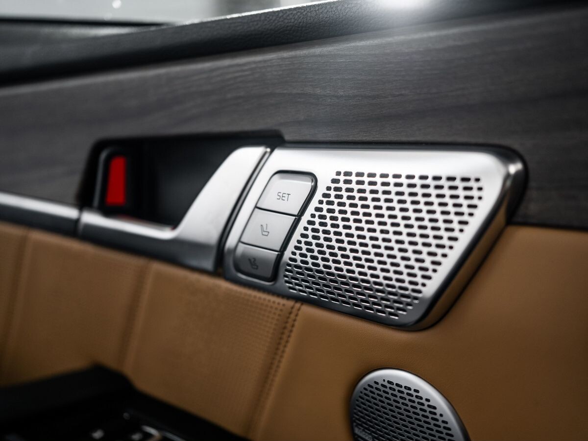 Kia Mohave 2020 - фото автомобиля