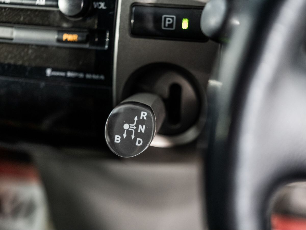 Toyota Prius 2008 - фото автомобиля