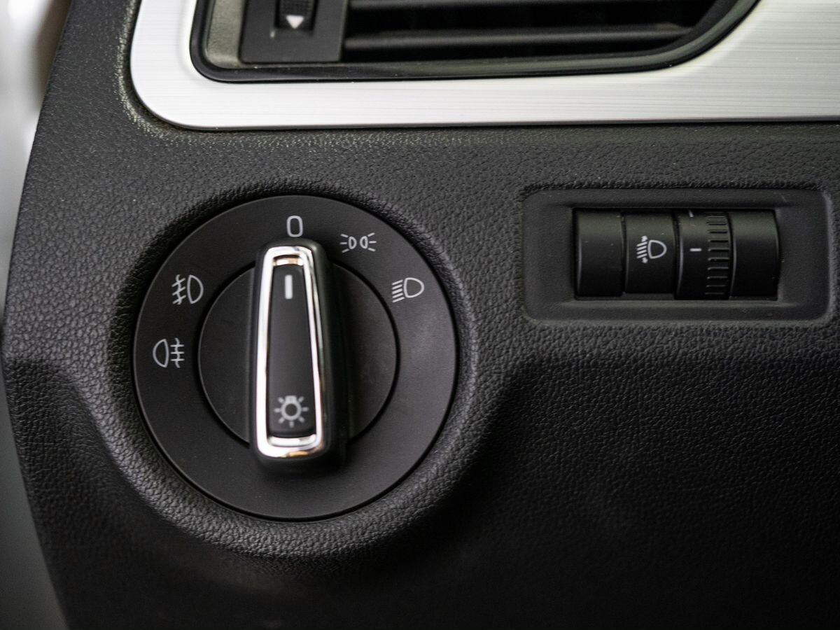 Skoda Rapid 2017 - фото автомобиля