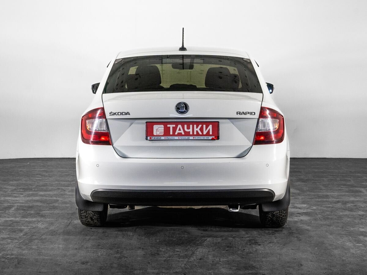 Skoda Rapid 2017 - фото автомобиля