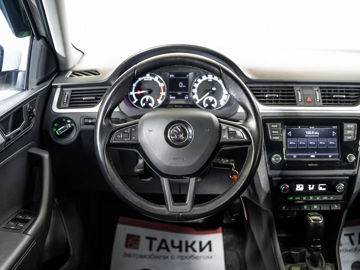 Skoda Rapid 2017 - фото автомобиля