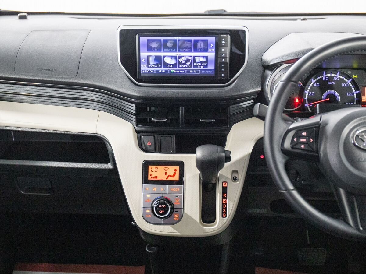 Daihatsu Move 2015 - фото автомобиля