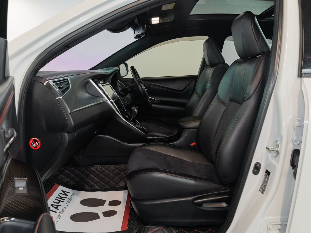 Toyota Harrier 2018 - фото автомобиля