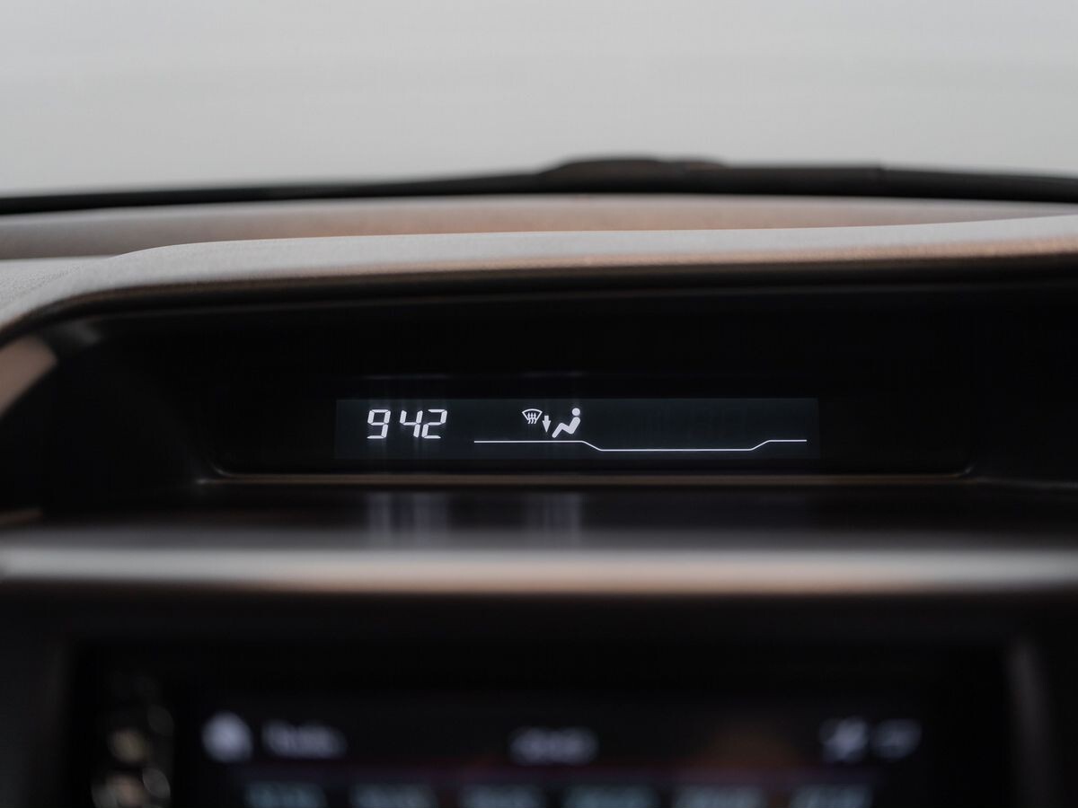 Honda Stepwgn 2010 - фото автомобиля