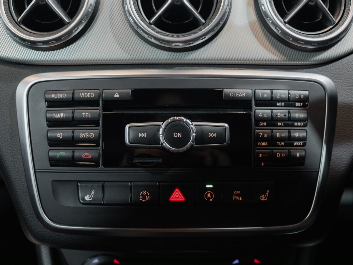 Mercedes-Benz GLA 2014 - фото автомобиля