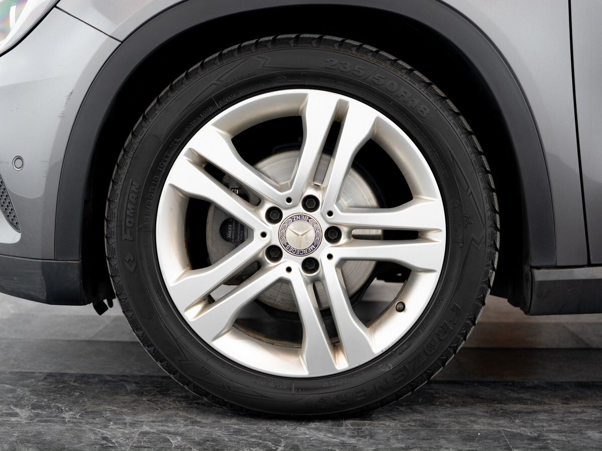 Mercedes-Benz GLA 2014 - фото автомобиля