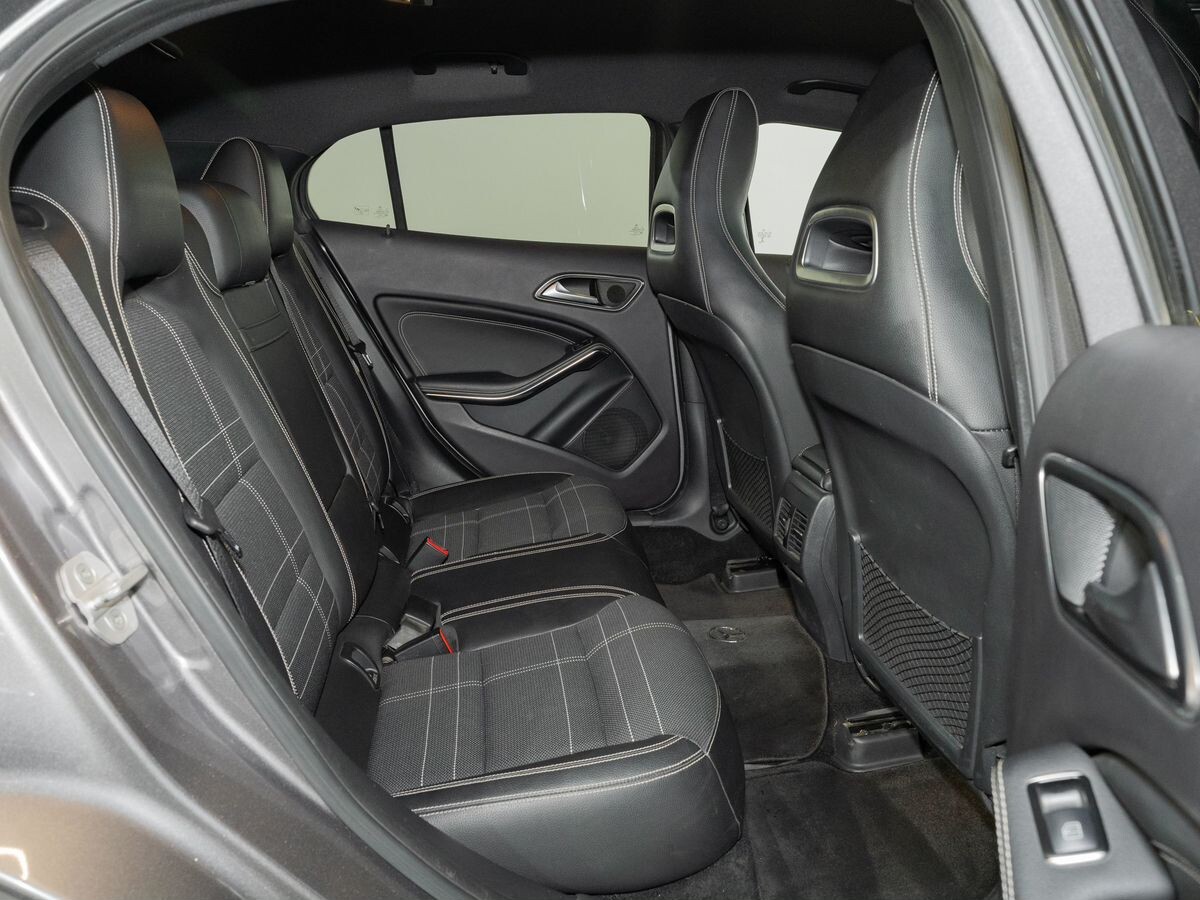 Mercedes-Benz GLA 2014 - фото автомобиля