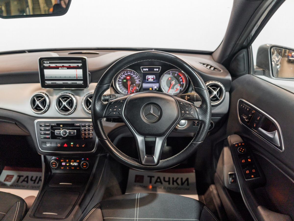 Mercedes-Benz GLA 2014 - фото автомобиля