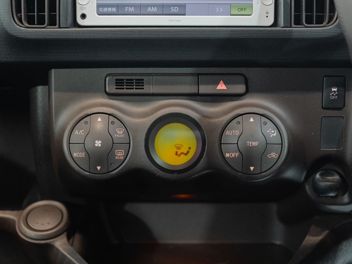 Toyota Passo 2015 - фото автомобиля