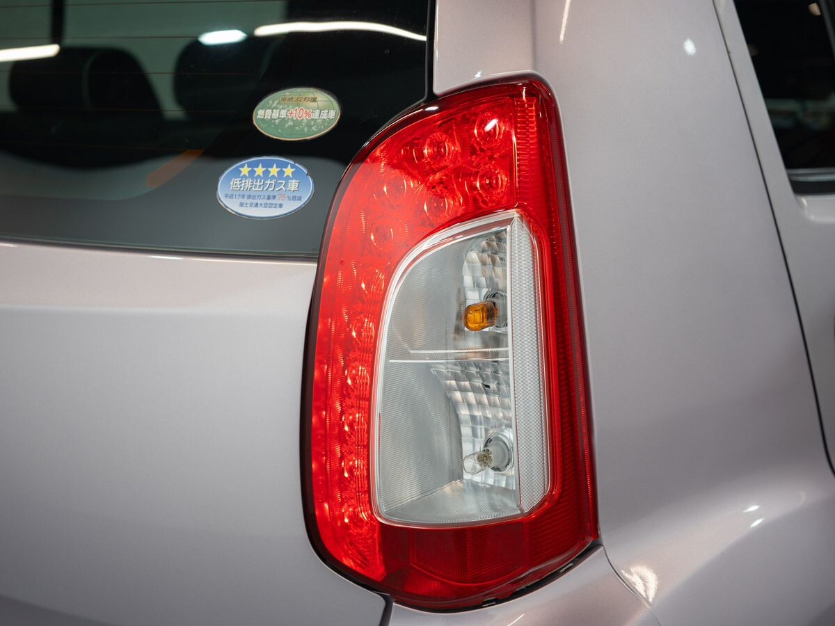 Toyota Passo 2015 - фото автомобиля