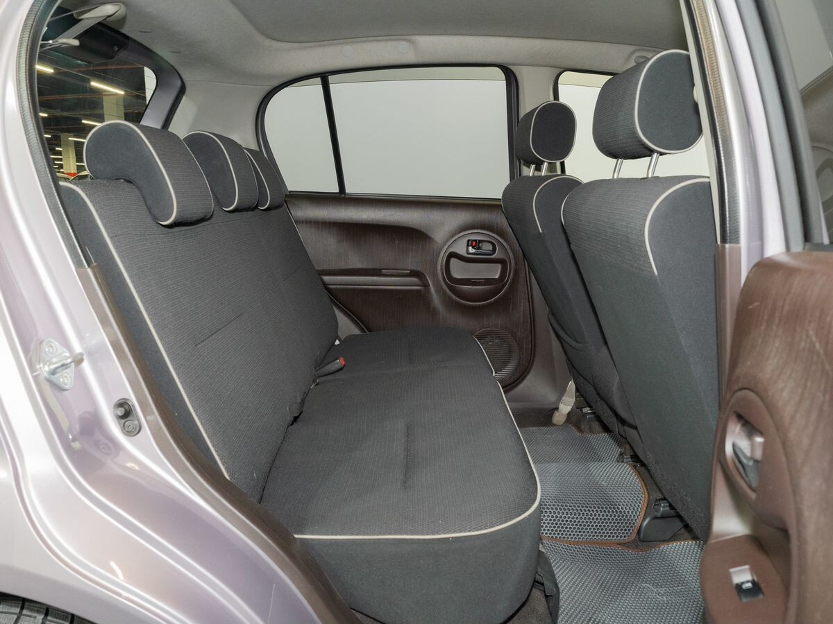 Toyota Passo 2015 - фото автомобиля