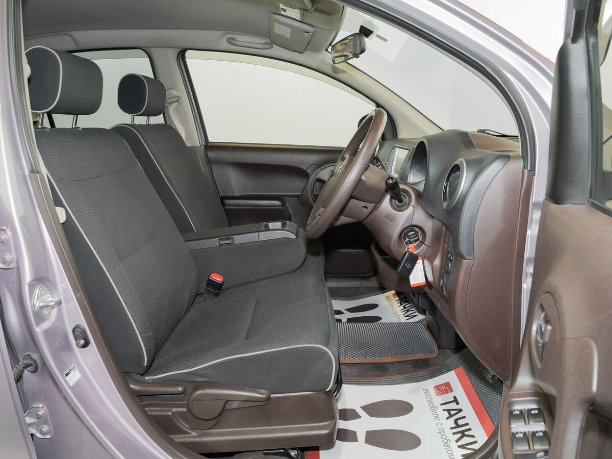 Toyota Passo 2015 - фото автомобиля