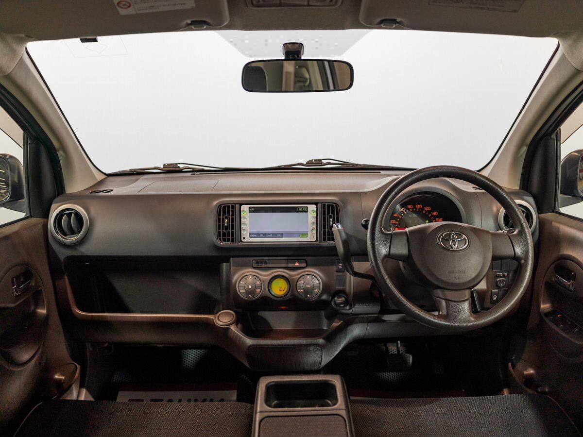 Toyota Passo 2015 - фото автомобиля