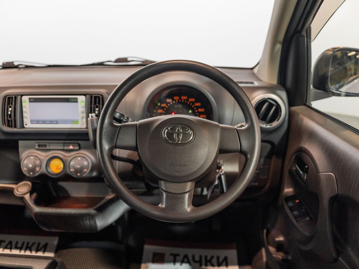 Toyota Passo 2015 - фото автомобиля