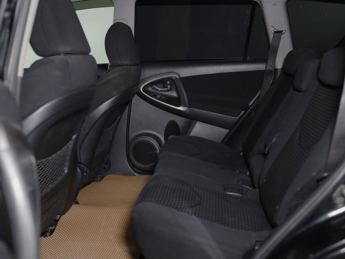 Toyota Vanguard 2011 - фото автомобиля