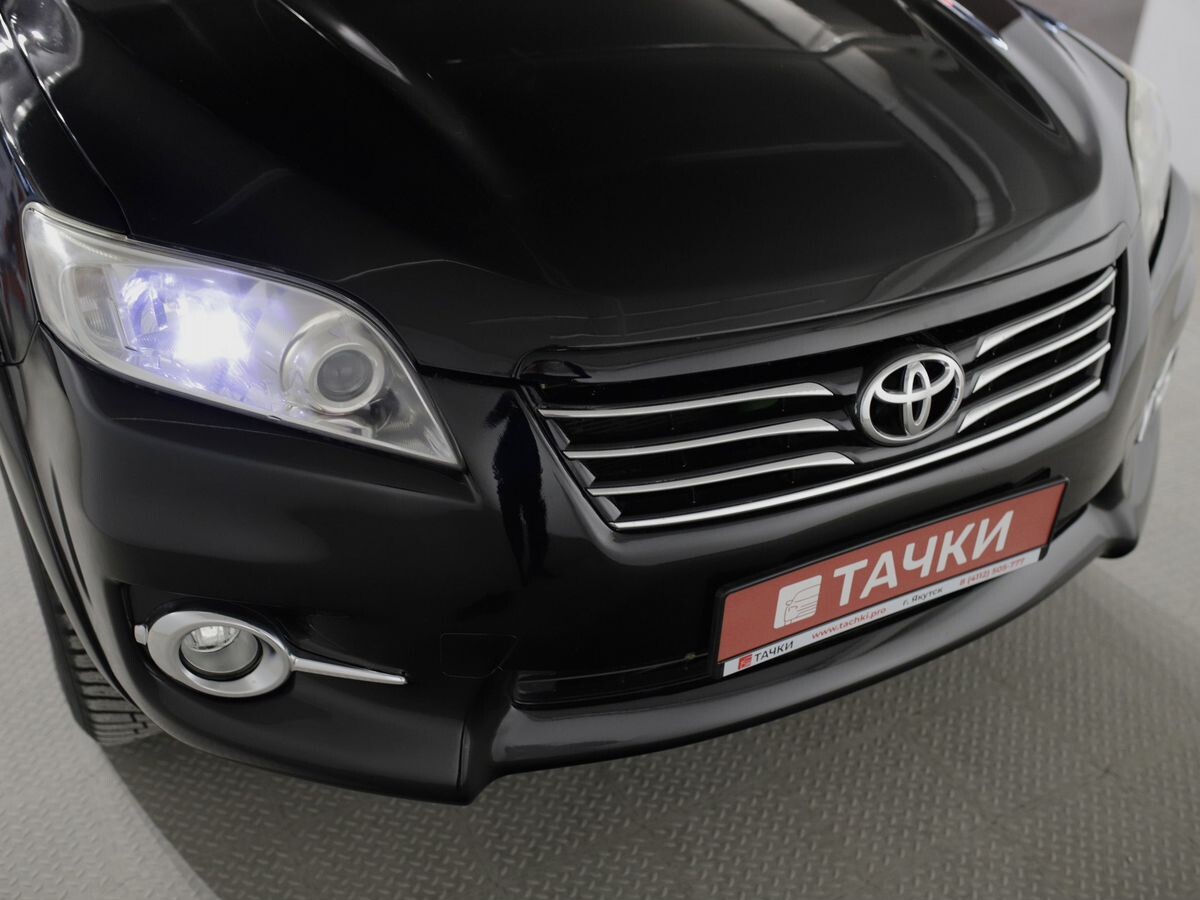 Toyota Vanguard 2011 - фото автомобиля