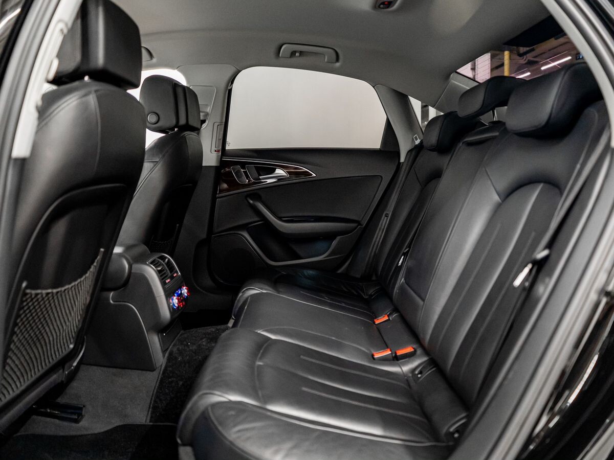 Audi A6 2015 - фото автомобиля