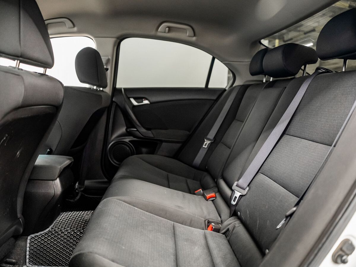 Honda Accord 2012 - фото автомобиля