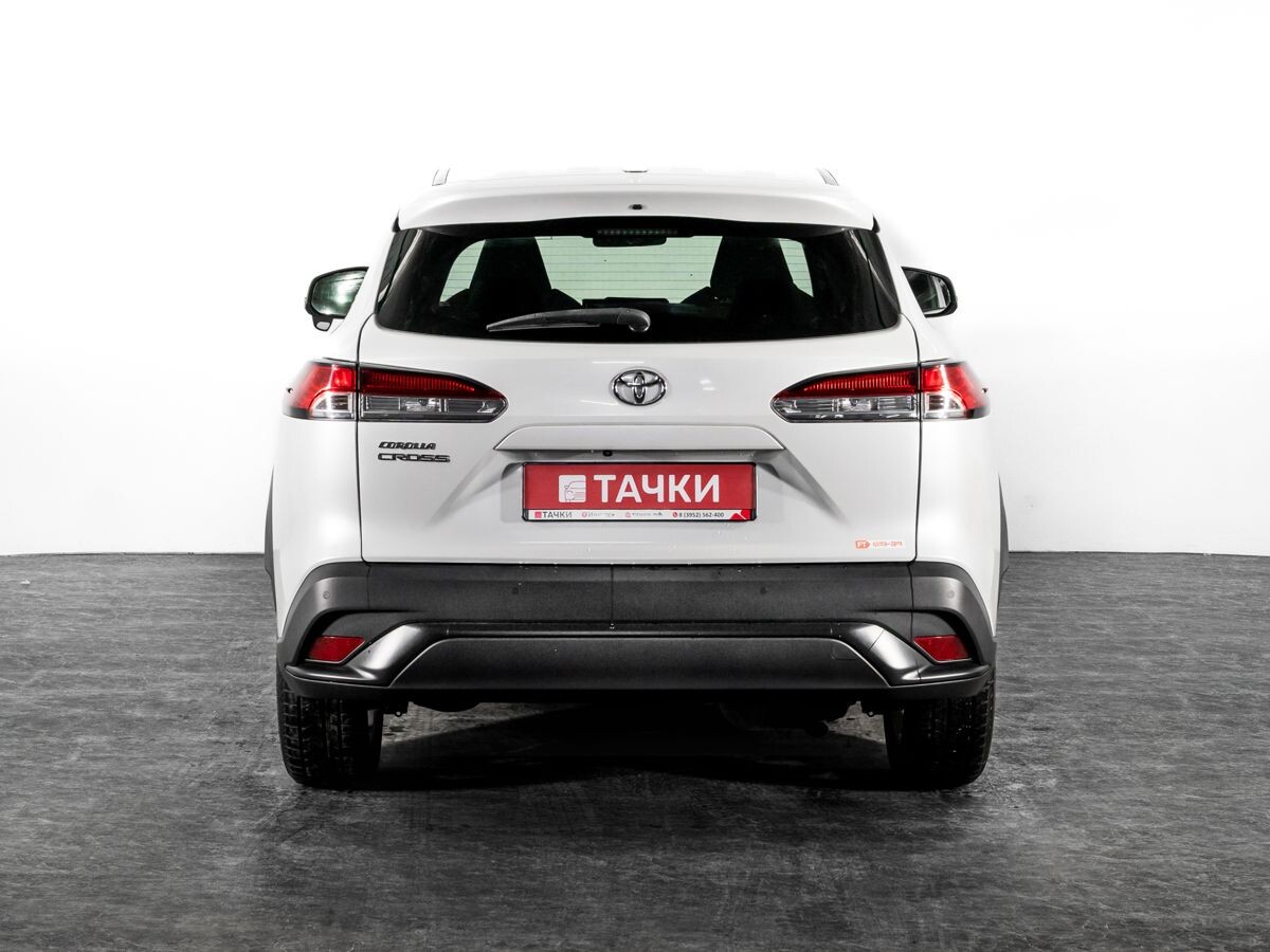 Toyota Corolla Cross 2021 - фото автомобиля