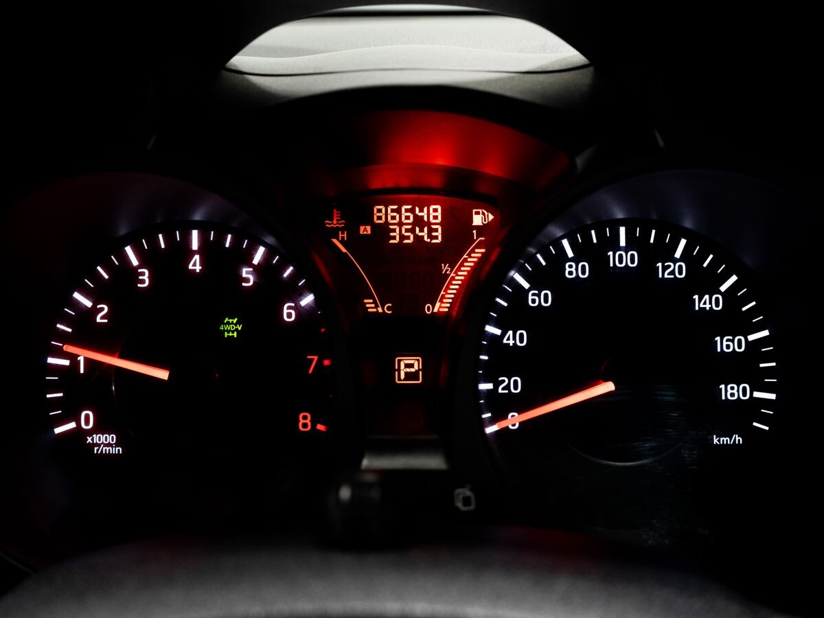 Nissan Juke 2016 - фото автомобиля