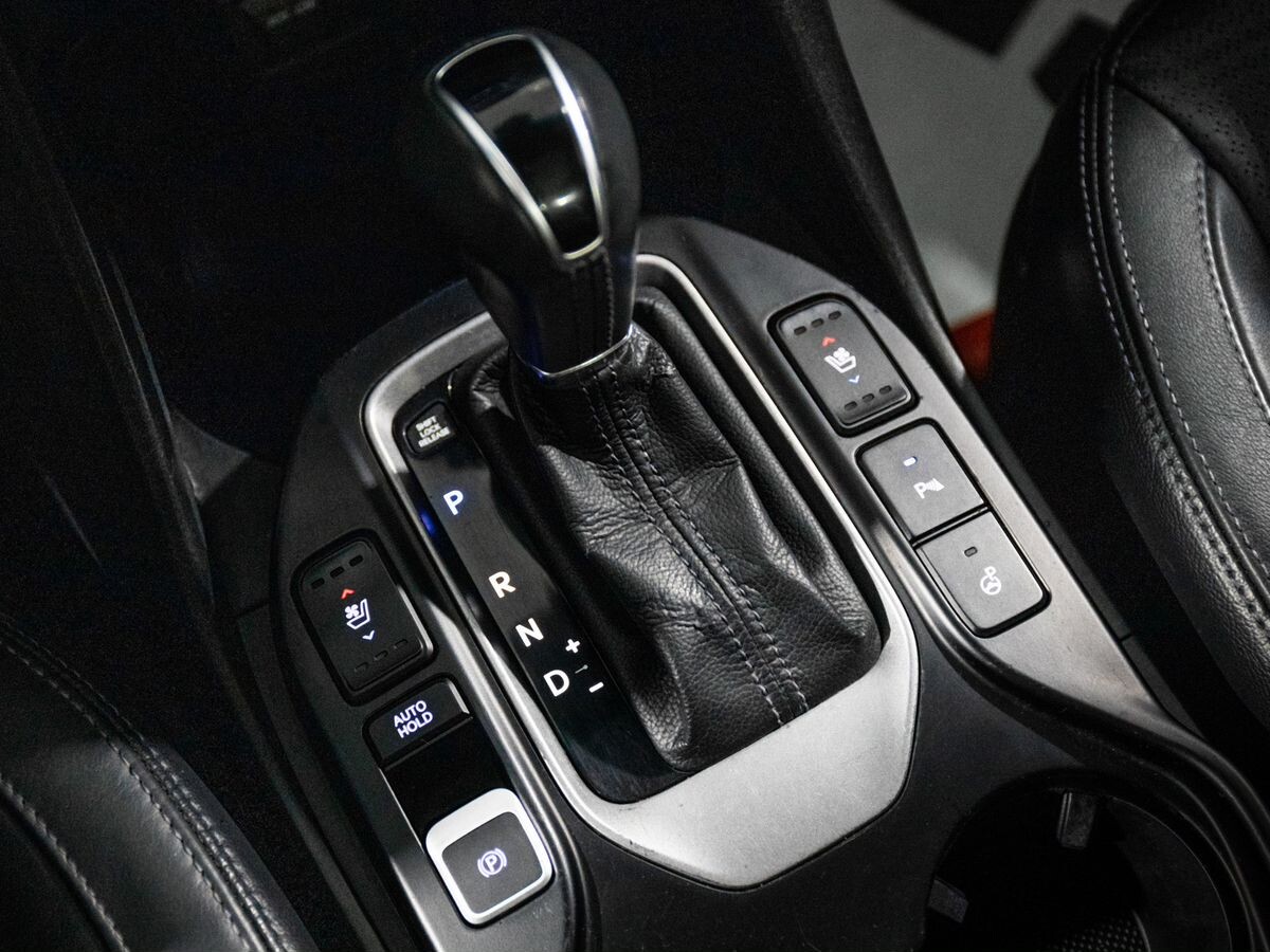 Hyundai Santa Fe 2012 - фото автомобиля