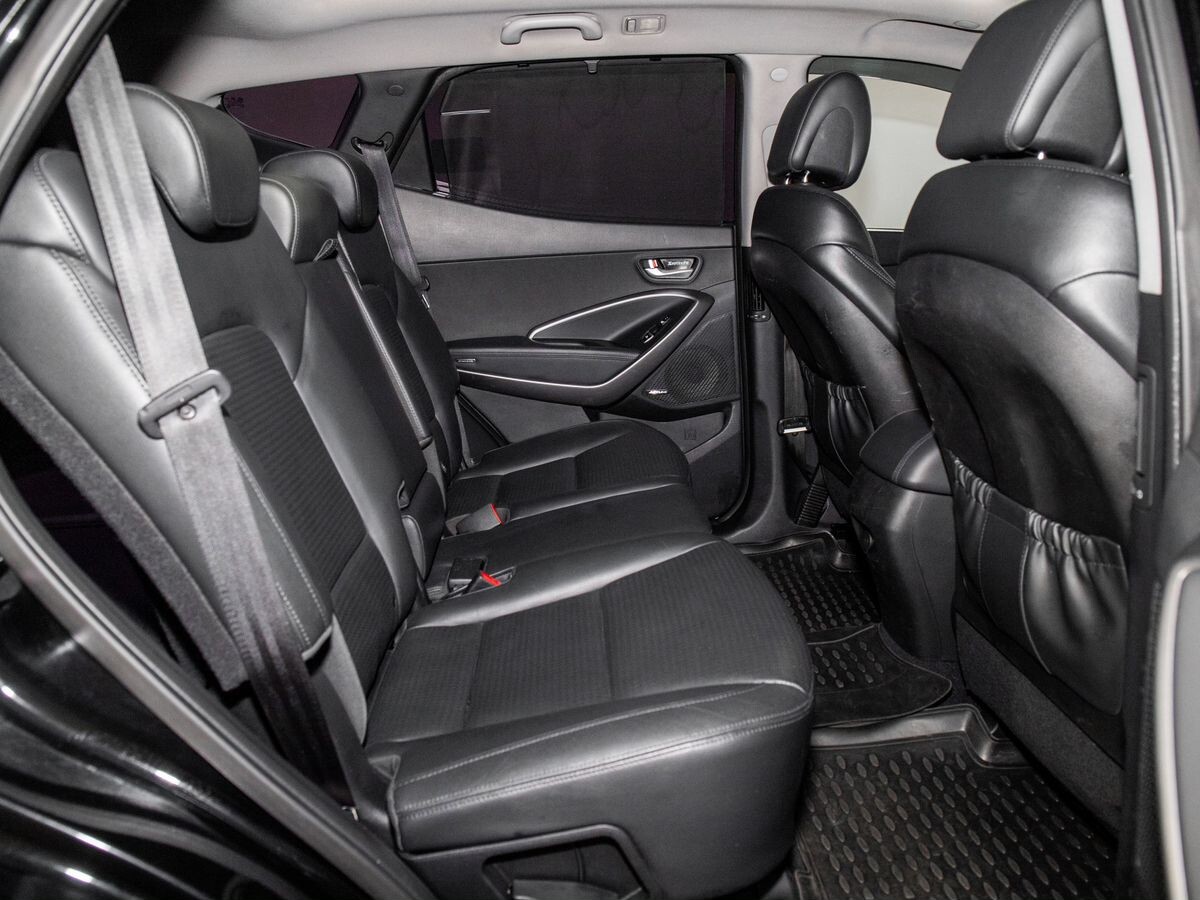 Hyundai Santa Fe 2012 - фото автомобиля