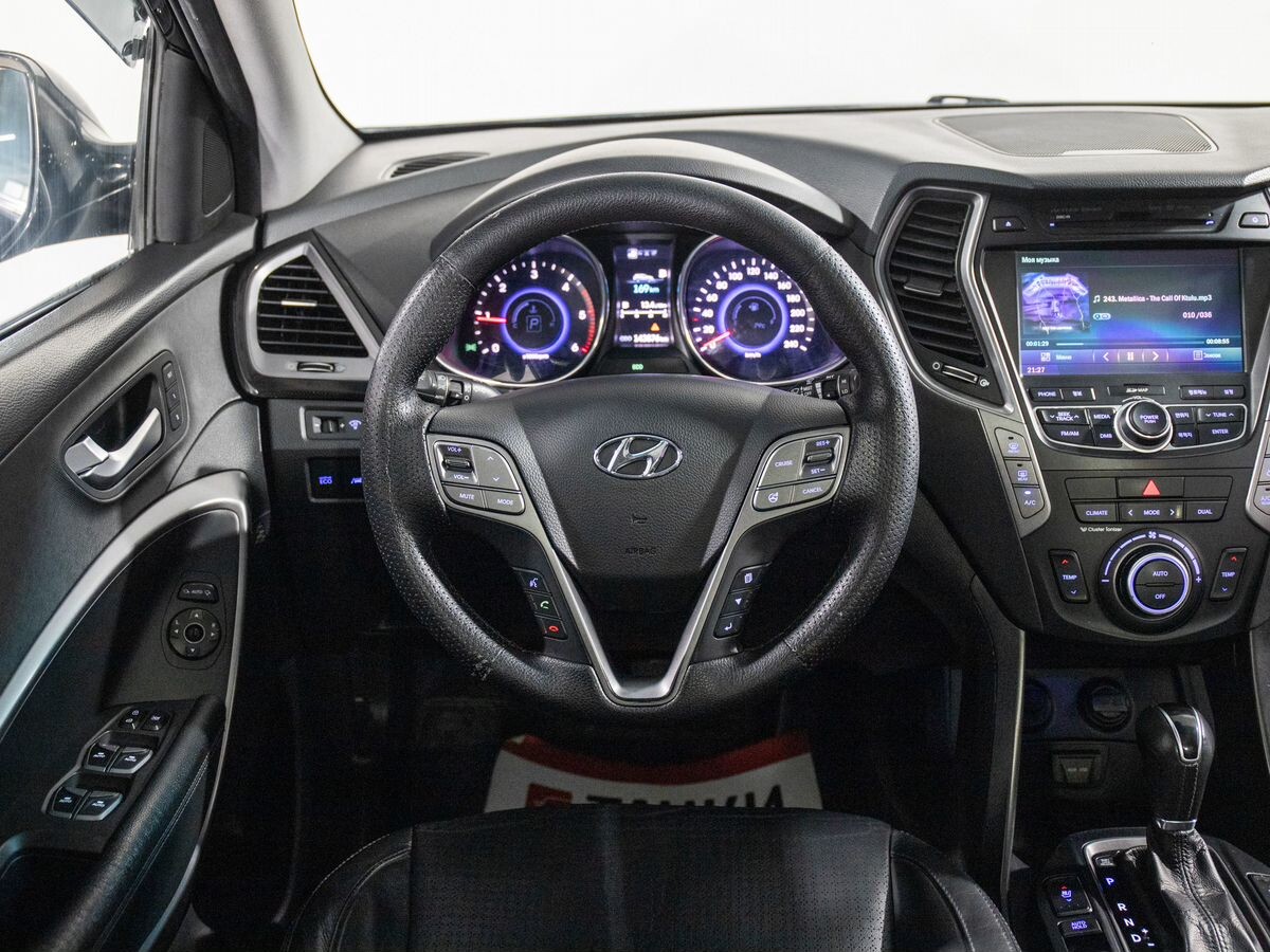 Hyundai Santa Fe 2012 - фото автомобиля