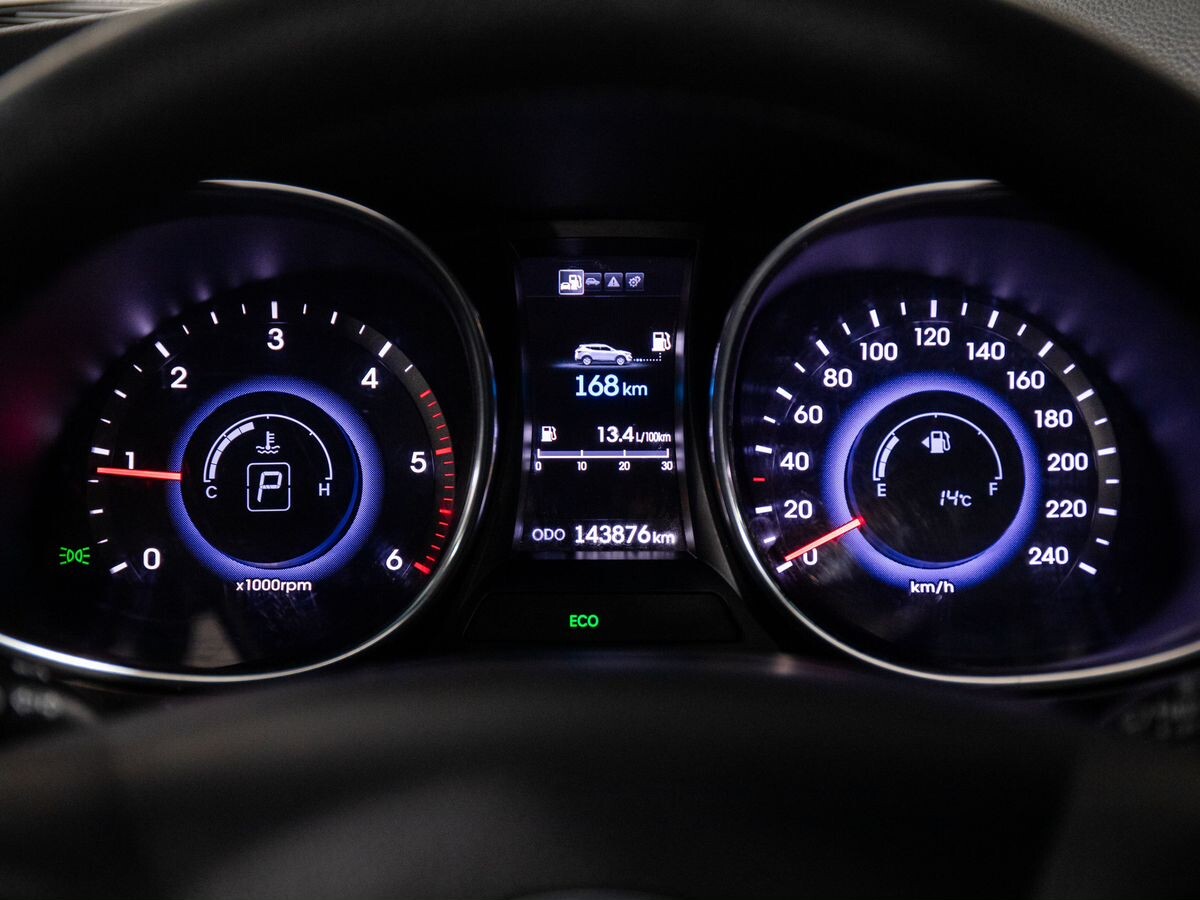 Hyundai Santa Fe 2012 - фото автомобиля